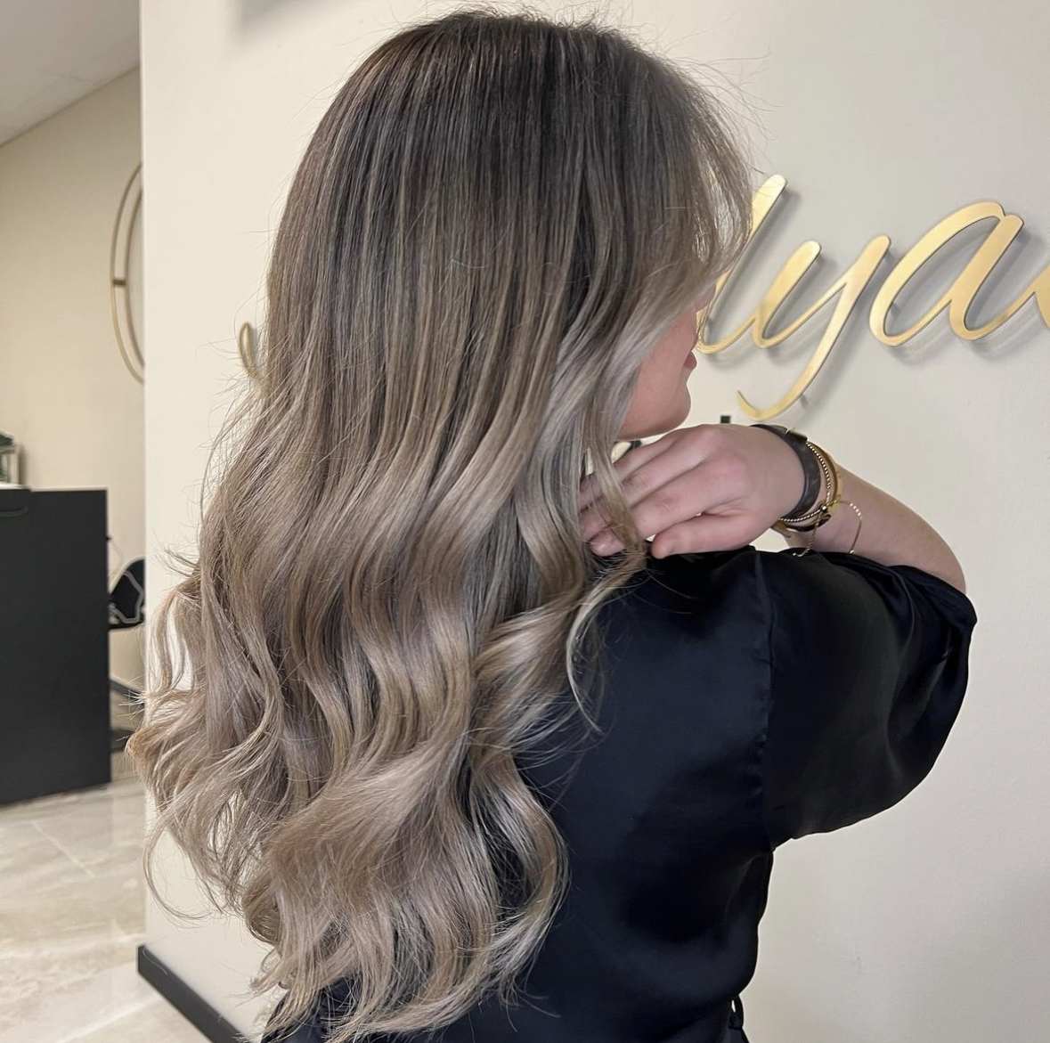 Sylva Elyas Hairchitect ✂