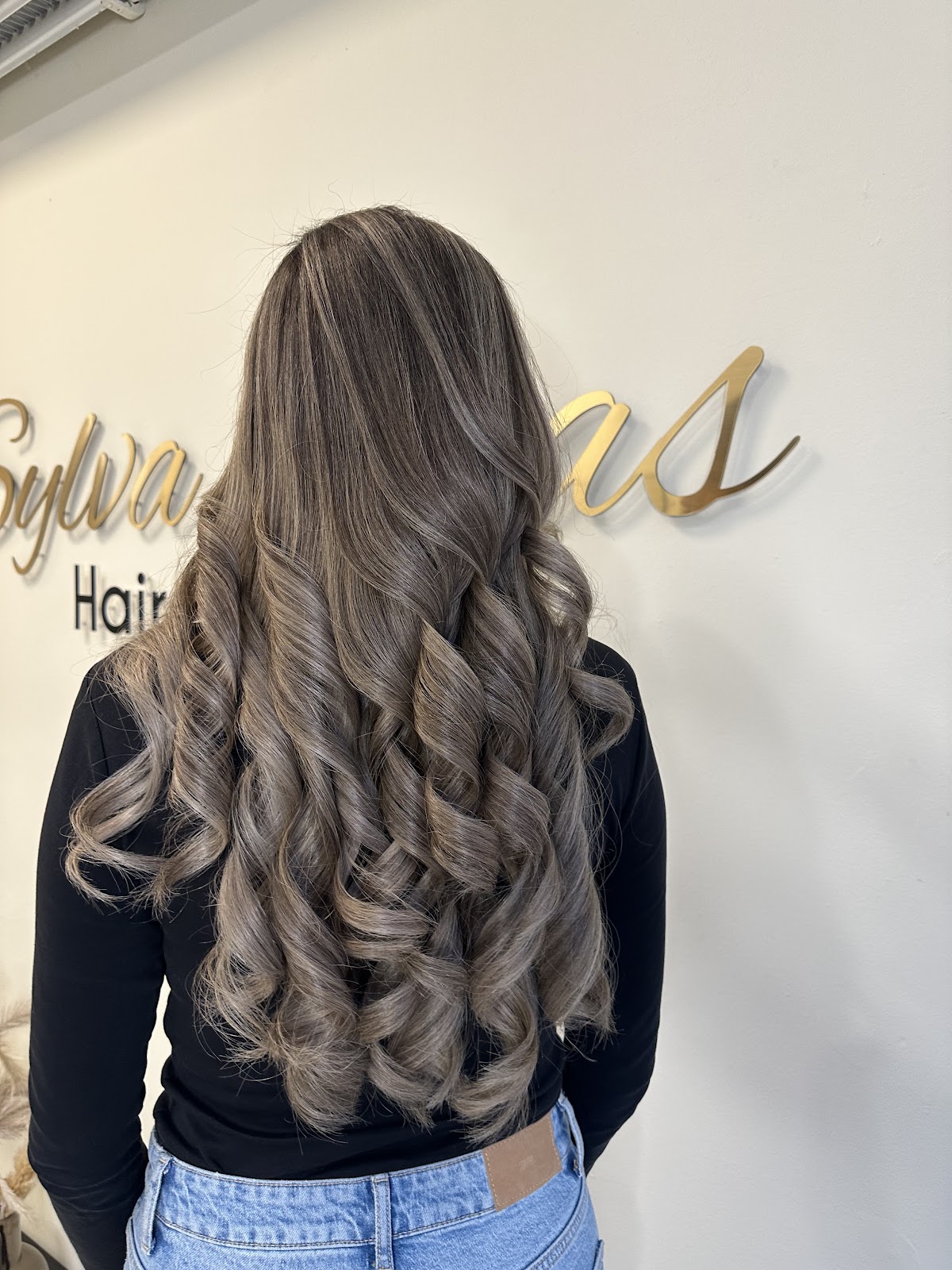 Sylva Elyas Hairchitect ✂